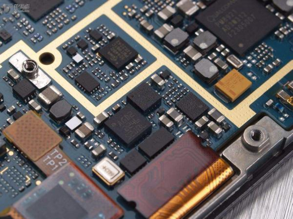 誠信收購Micron存儲器、NAND 閃存、非易失性、串行EEPROM