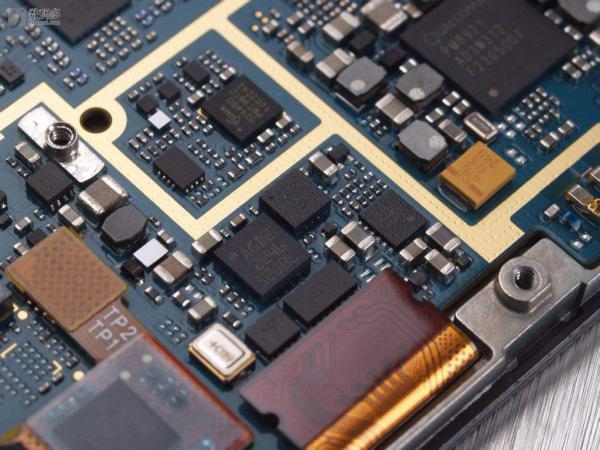 上門回收（Renesas）芯片：藍牙模塊、WiFi模組、多協(xié)議模塊、RF放大器