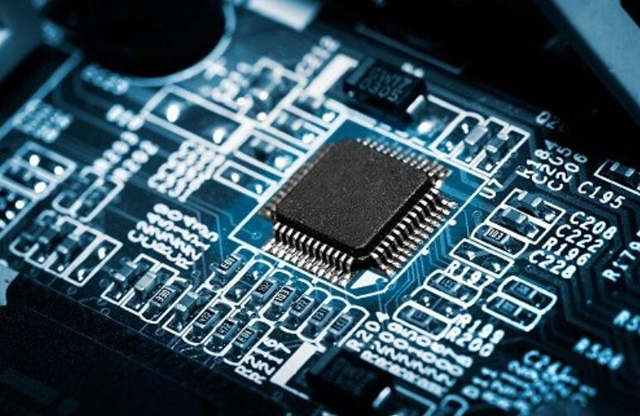 供應 [Infineon] 分立半導體產品： 供應晶體管、晶閘管、二極管