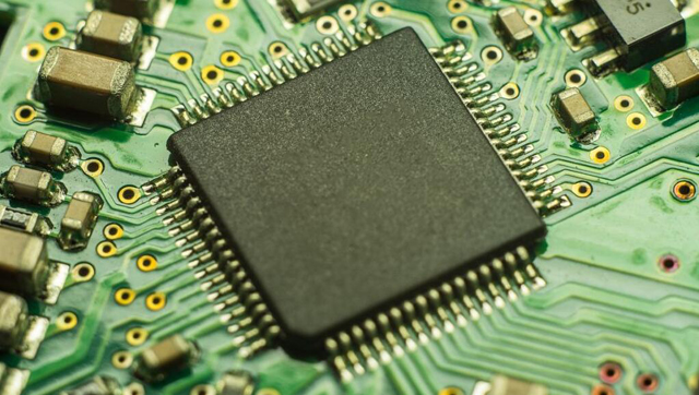 收購【Intel】現(xiàn)場可編程門陣列：Stratix IV FPGAs、SoC FPGAs、Cyclone 10 FPGAs、Arria FPGAs