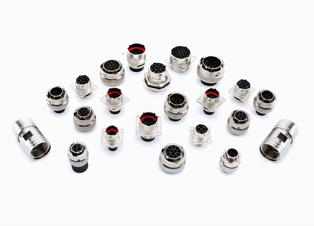 供應(yīng) Littelfuse 輕觸開關(guān)、DC車用連接器、溫度傳感器 和 碳化硅（SiC）產(chǎn)品